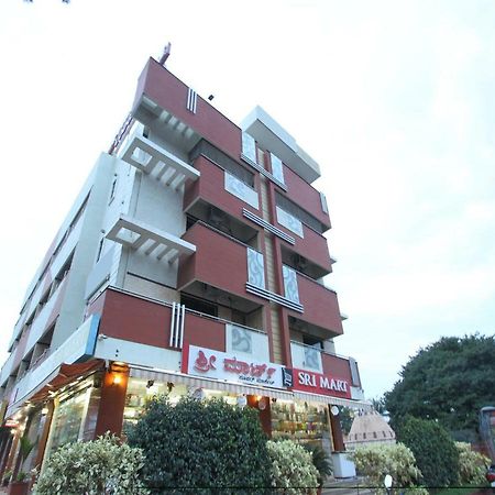 Oyo 19957 Annapoorna Castle Hotel Kadur Ngoại thất bức ảnh