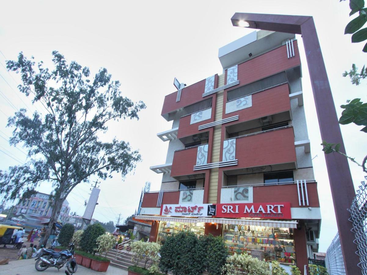 Oyo 19957 Annapoorna Castle Hotel Kadur Ngoại thất bức ảnh