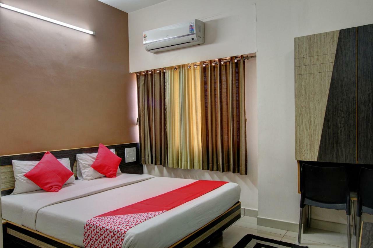 Oyo 19957 Annapoorna Castle Hotel Kadur Ngoại thất bức ảnh